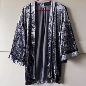 Anthropologie Pleione Velvet Kimono Cardigan Small Black Open Front Whimsy Goth